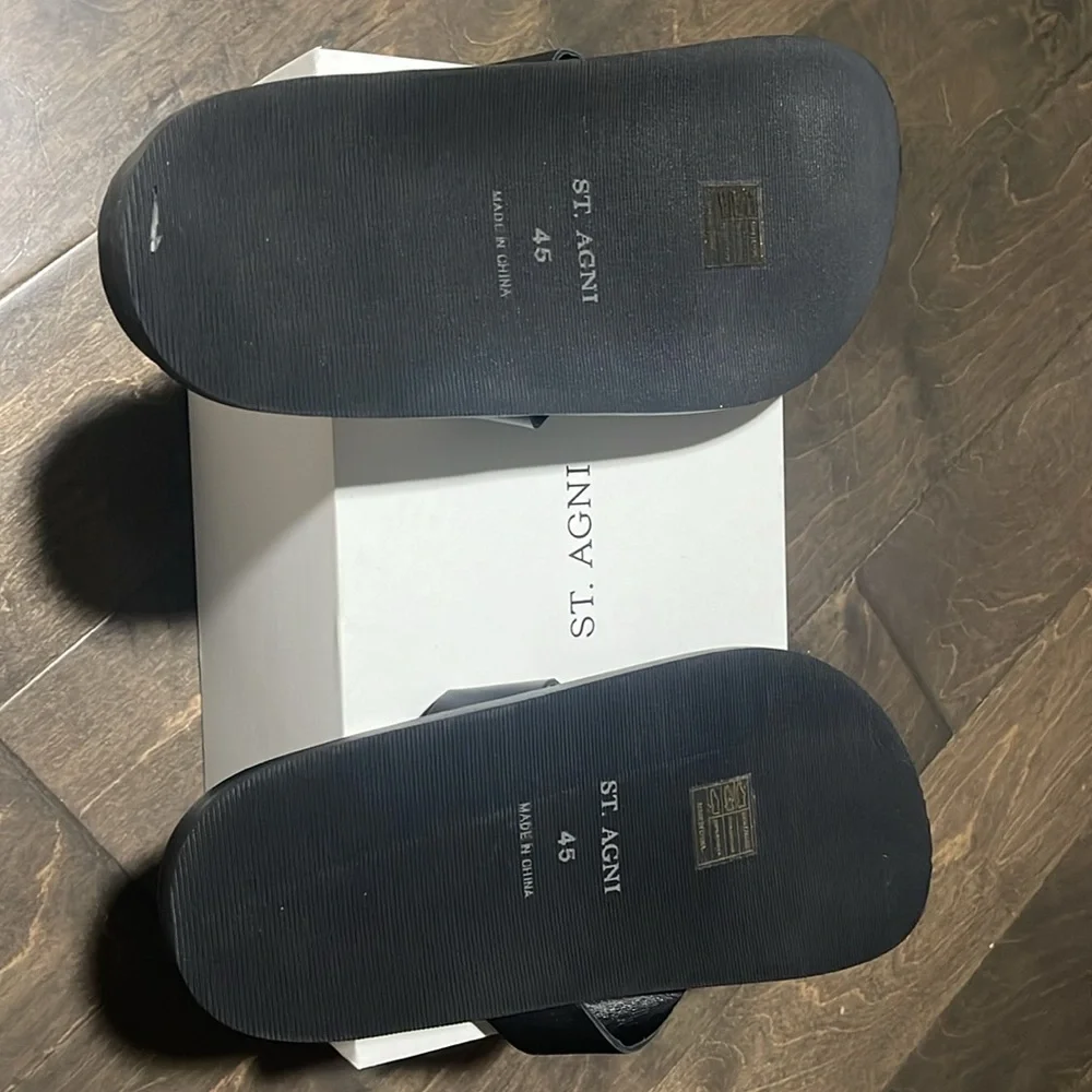 St Agni genuine leather sandals